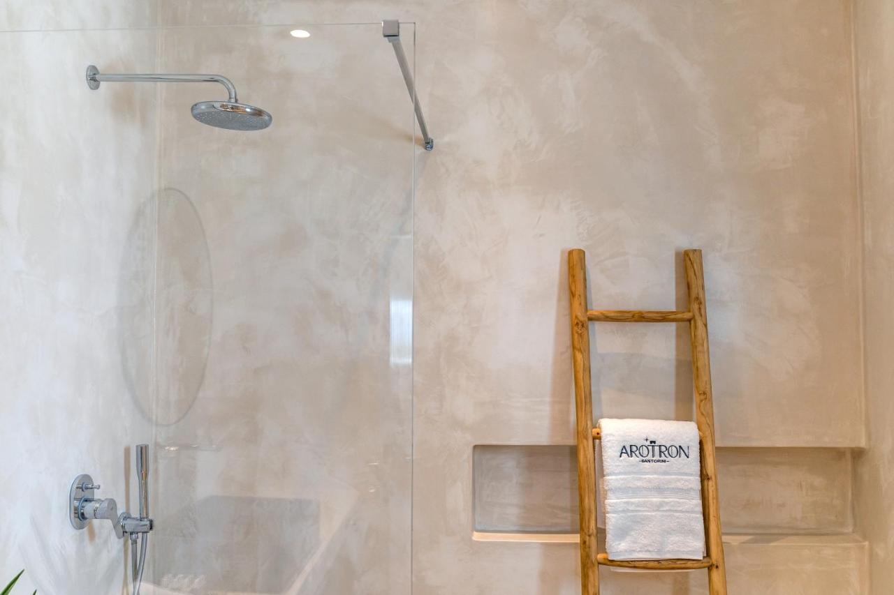 Arotron Santorini Bed & Breakfast Pyrgos Kallistis ภายนอก รูปภาพ