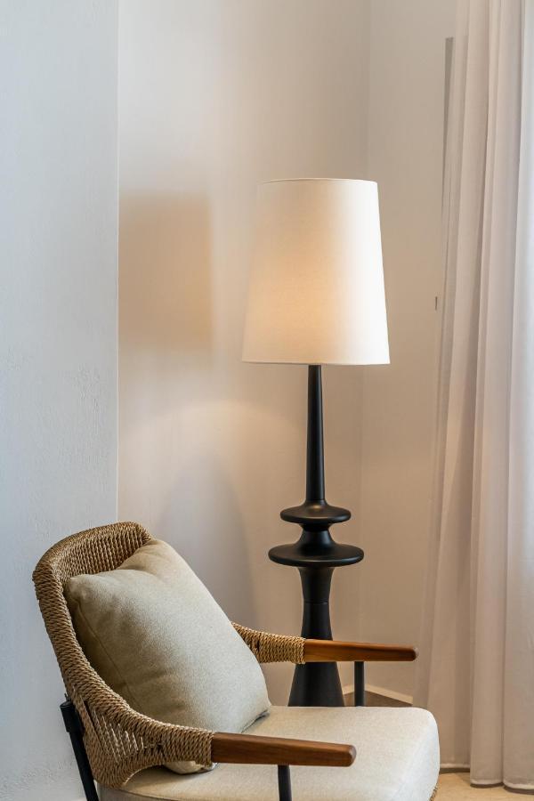 Arotron Santorini Bed & Breakfast Pyrgos Kallistis ภายนอก รูปภาพ