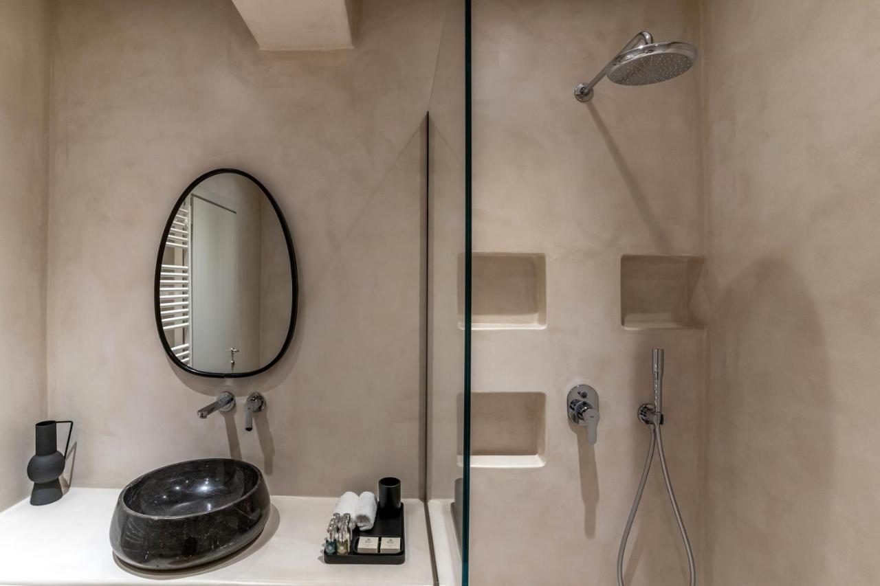 Arotron Santorini Bed & Breakfast Pyrgos Kallistis ภายนอก รูปภาพ