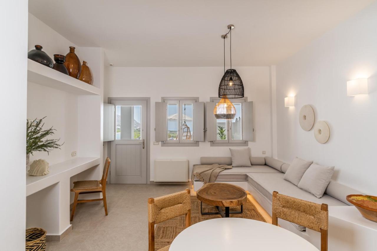 Arotron Santorini Bed & Breakfast Pyrgos Kallistis ภายนอก รูปภาพ