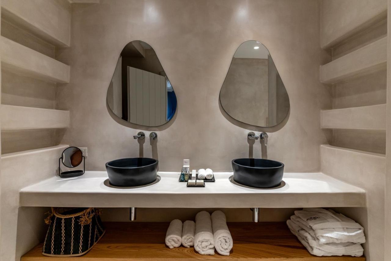 Arotron Santorini Bed & Breakfast Pyrgos Kallistis ภายนอก รูปภาพ