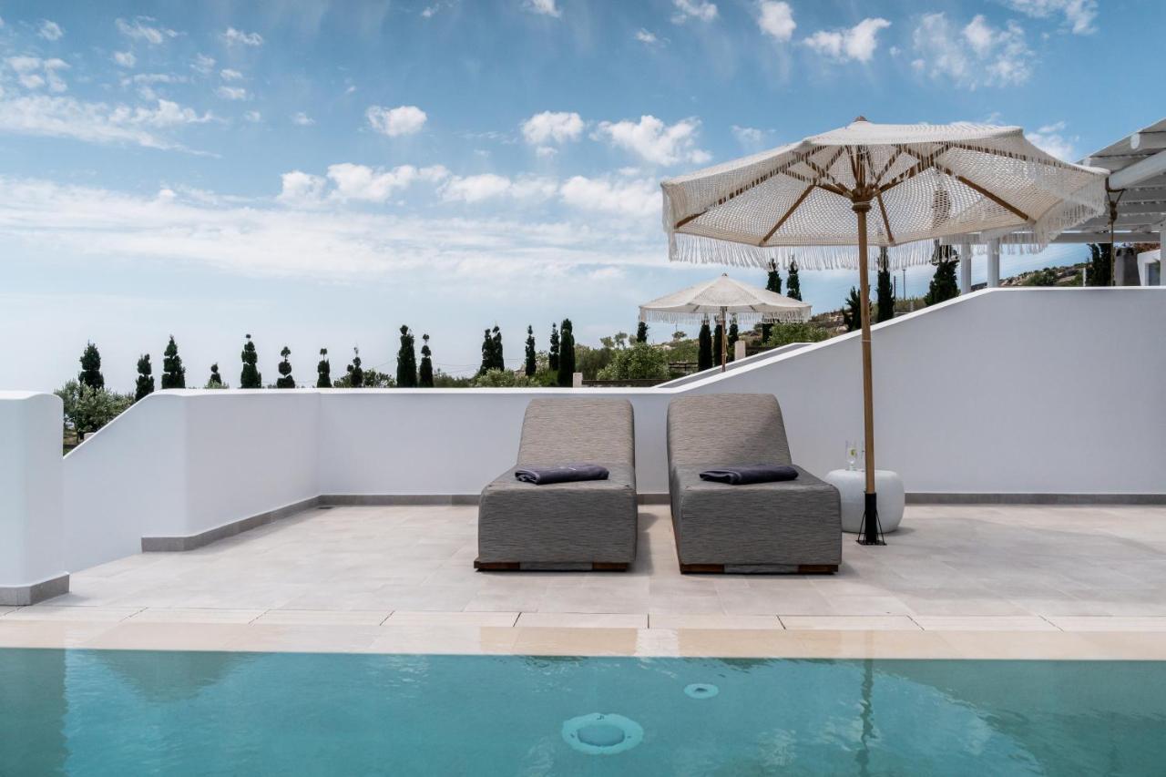 Arotron Santorini Bed & Breakfast Pyrgos Kallistis ภายนอก รูปภาพ