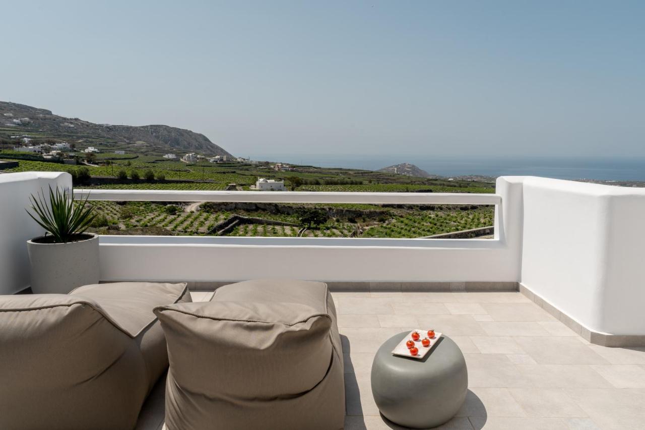 Arotron Santorini Bed & Breakfast Pyrgos Kallistis ภายนอก รูปภาพ